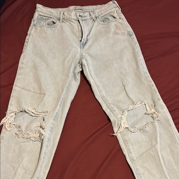 Distressed Light Blue Women's Jeans - Picture 1 of 5